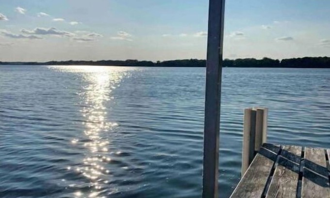 Annandale Cabin | Quaint Cabin on Clearwater Lake