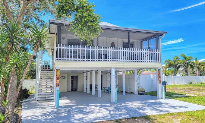 Indian Rocks Beach House | Quaint Coastal Cottage Just Steps To The Sparkling Gulf Waters