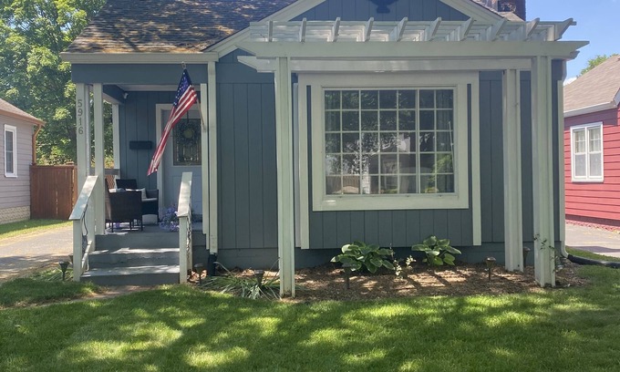 Broad Ripple House | Quaint Cozy Home in Broad Ripple Area of Indianapolis