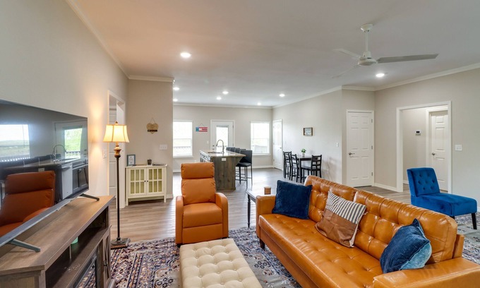 Harrison House | Quaint Harrison Home 2 Mi to Downtown!