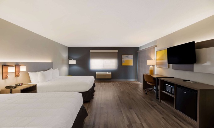 Artesia Hotel | Quality Inn & Suites Artesia