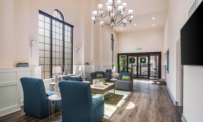 Lake City Hotel | Quality Inn & Suites Lake City