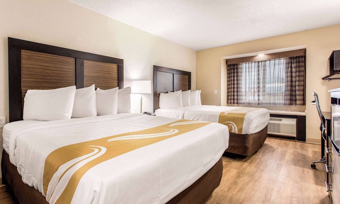 Carolina Forest Hotel | Quality Inn & Suites Myrtle Beach near Outlets