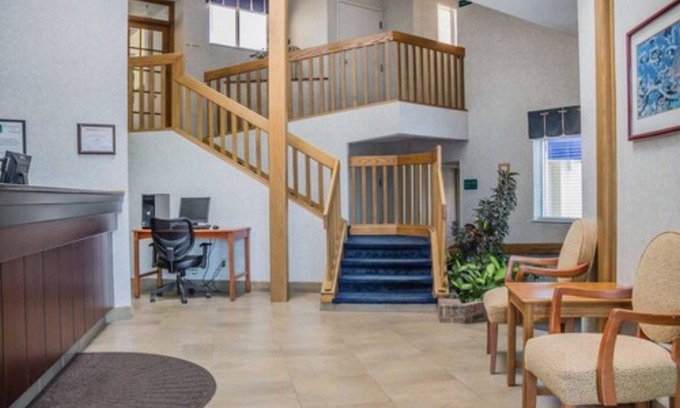 Port Clinton Hotel | Quality Inn
