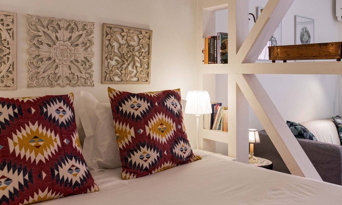 Santa Isabel Apartment | Quartel · Typical and Brand New in the City Center