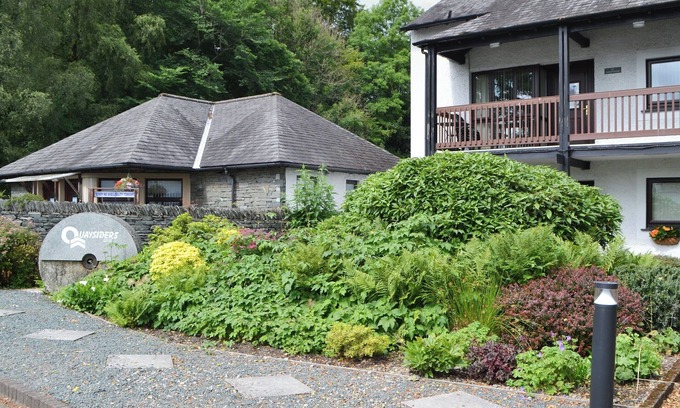Waterhead Cottage | Quaysiders Club C - UK34759