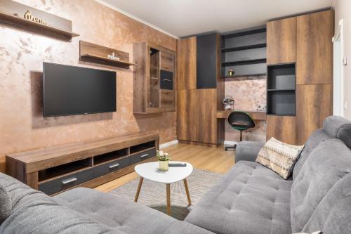 Oradea Apartment | Quebec Flat
