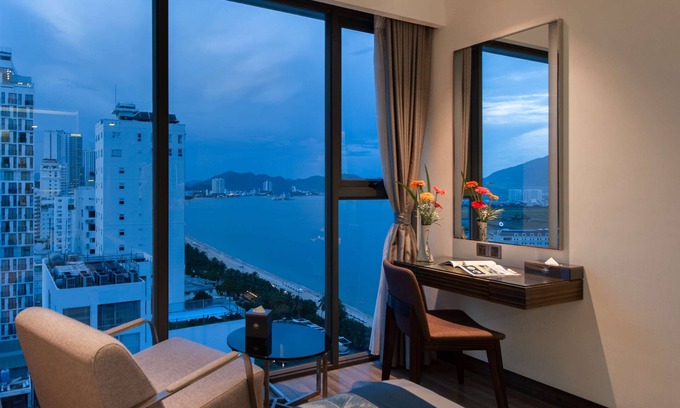 Tran Phu Beach Hotel | Queen Ann Nha Trang