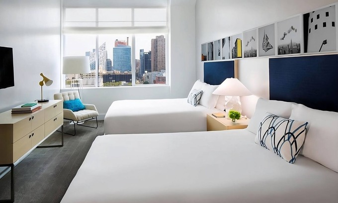 Hell's Kitchen Hotel | Queen Deluxe Room! Pet-Friendly, Parking, Bike Rental! Close to Pier 84!