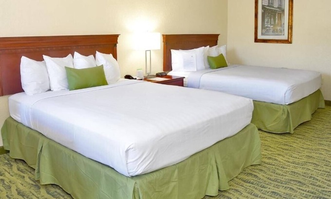 Orlando Apartment | Queen Room Near Donnybrook Park ORL