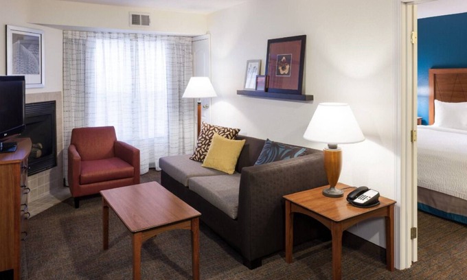 San Bernardino House | Quick Drive to San Bernardino Golf Club! 4 Great Rooms! Pets Allowed w/ Gym