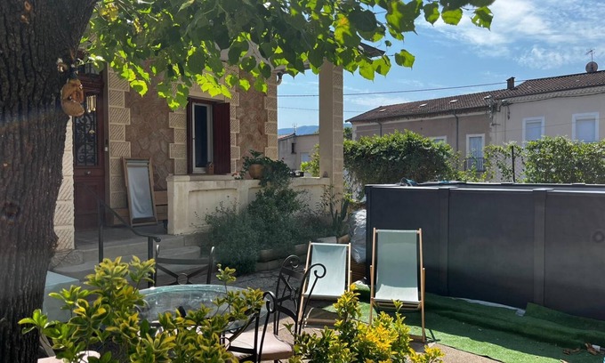 Lamalou-les-Bains House | Quiet 35m2, 200 m from the center and thermal baths, air conditioning, garden, swimming pool, pets allowed