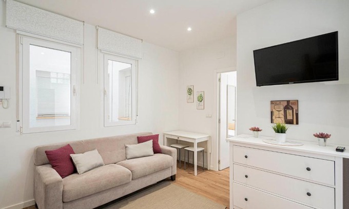 Salamanca Apartment | Quiet and cosy flat in N. Salamanca