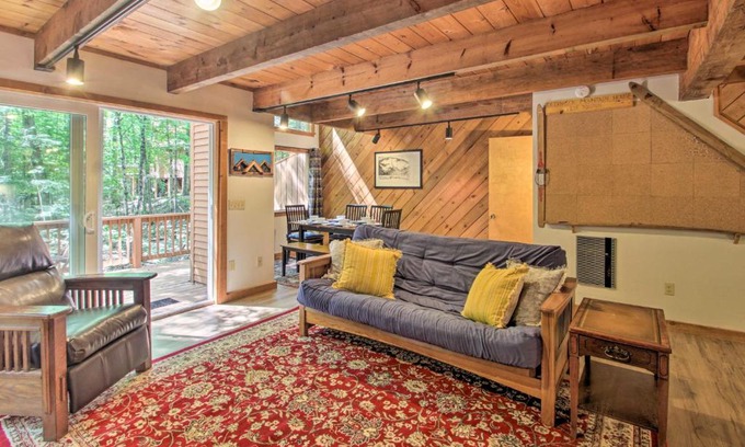 Birch Hill House | Quiet and Cozy White Mtns Getaway 4 Mi to Cranmore!