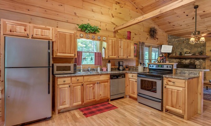 Morganton Cabin | Quiet and Quaint Wooded Retreat with Outdoor Fireplace