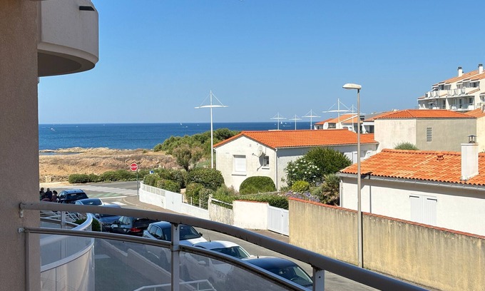 Les Sables d'Olonne Apartment | Quiet apartment with pool in Chaume