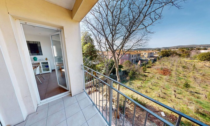 Frontignan Apartment | Quiet Apartment with Terrace, Parking, and AC, 5 Min Drive to Beach