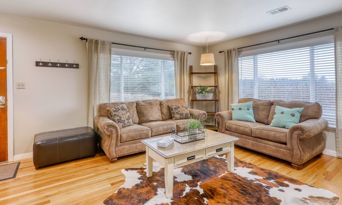 McKinleyville House | Quiet & comfortable house w/gas grill - drive to beaches & amazing sunset spots!