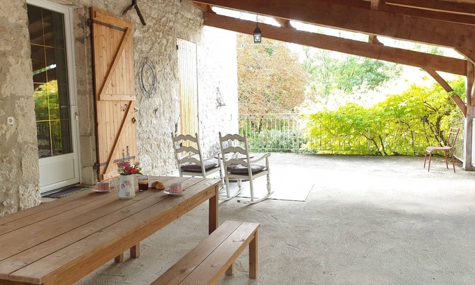Lacour Apartment | Quiet cottage in Quercy