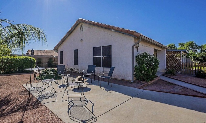 Mesa House | Quiet cozy retreat w/firepit: Chelsea Park Casita