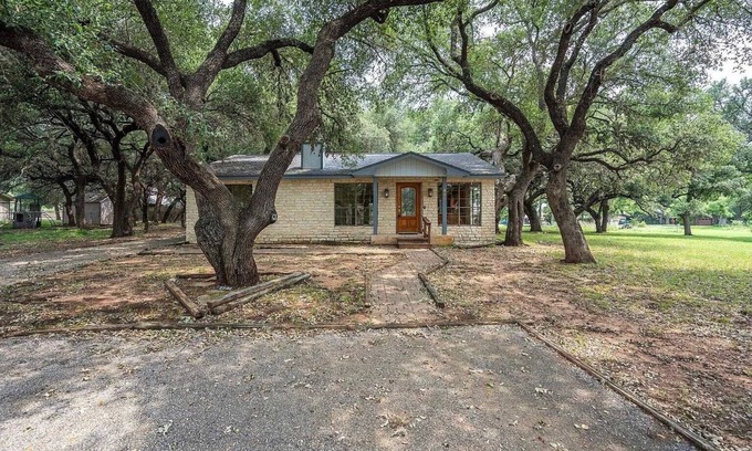 Horseshoe Bay House | Quiet House in Horseshoe Bay - Boat Friendly Parking