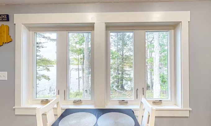 Ellsworth House | Quiet Leonard Lake Retreat, Beautiful Waterfront Home