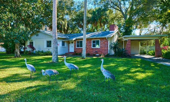 Sanford House | Quiet neighborhood close to Downtown Sanford
