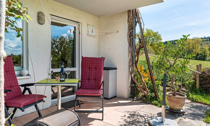 Uhldingen-Muehlhofen Apartment | Quiet non-smoking oasis near Lake Constance