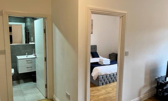 Southend-on-Sea Apartment | Quiet, Private and Serene