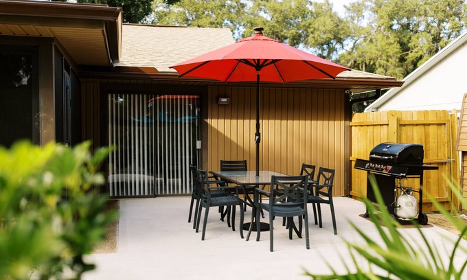 Port Orange House | Quiet retreat with private yard and salt water pool near Daytona Shores