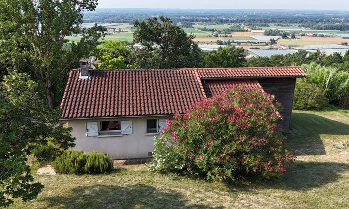 Reynies Cottage | Quiet rural cottage in Tarn and Garonne with magnificent views of the Tarn valley