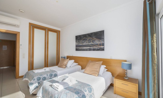 Areias de Sao Joao Apartment | Quinta da Barracuda Sunny 1-bed Apartment with Pool and Sea View