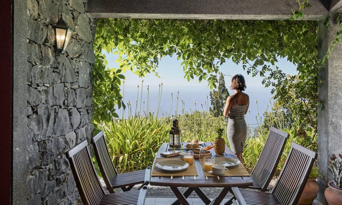 Santa Maria Maior Cottage | Quinta Devónia - Tília,country house with sea view