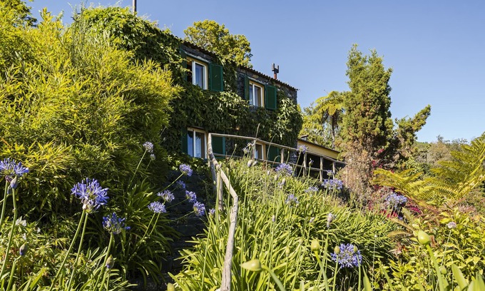 Santa Maria Maior Cottage | Quinta Devónia - Nogueira, with sea view
