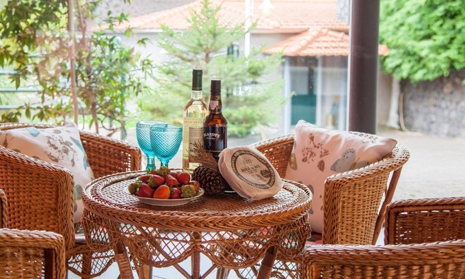 Santa Cruz House | Quinta do Santo by LovelyStay