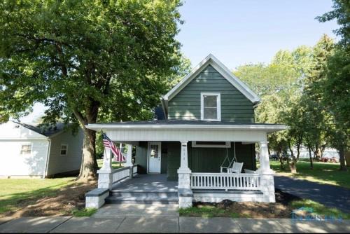 Findlay House | Quintessential Findlay Home