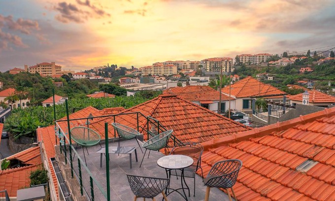 Sao Roque House | Quintinha Tropical - Panoramic Gateway to Madeira