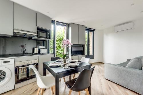 Aulnay-sous-Bois Apartment | Résidence 4T- boulevard de l'hôtel de ville