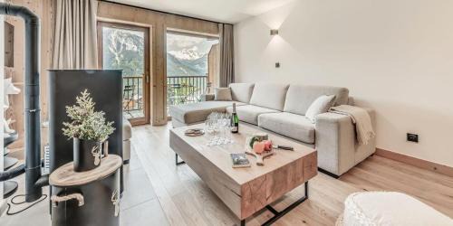 Champagny-en-Vanoise Apartment | Résidence Le Grand Bouquetin - 4 Pièces pour 8 Personnes MAE-9924