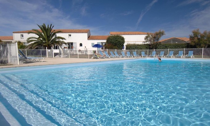 Le Chateau-d'Oleron Resort | Résidence Odalys Le Village des Amareyeurs