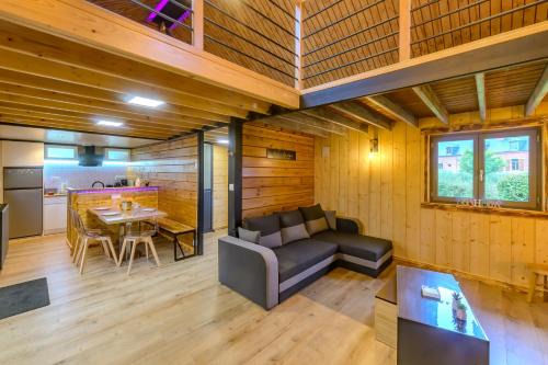 Floyon House | Rêves au Chalet - Maisonnette avec jacuzzi