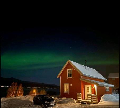 Lenvik House | Rødstua