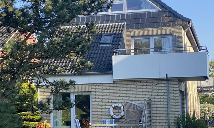 Borkum Apartment | Rückzug in die Natur: Gemütliche Ferienwohnung an den Borkumer Dünen