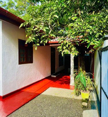 Unawatuna House | R Villa Unawatuna