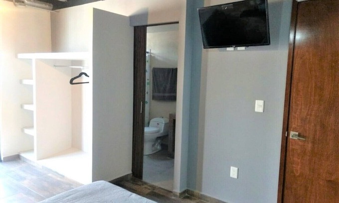 Ciudad Lopez Mateos Apartment | R01 LUXURY STUDIO 5 MIN FROM ITESM CEM