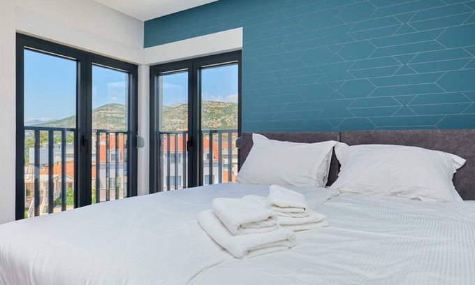 Babin Kuk Apartment | R3 Superior double or twin room 2+2pax DOMINIUM CITY SUITES