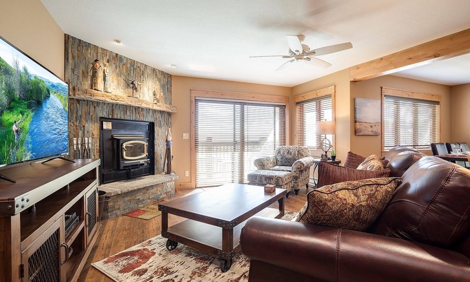 Steamboat Springs Condo | RA301 | Gorgeous Condo | Two Decks | Great Amenities | Winter Shuttle | Views
