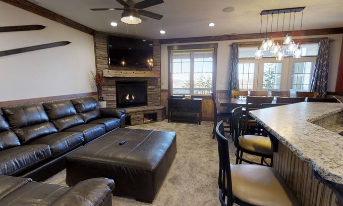 Snowshoe House | Radiant 8BR Rendezvous with Hot Tub by RedAwning