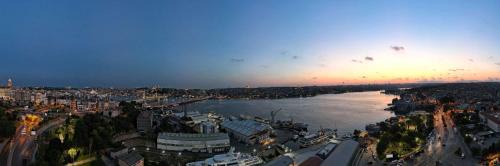 Pera Hotel | Radisson Blu Hotel Istanbul Pera