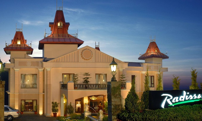 Shimla Hotel | Radisson Hotel Shimla